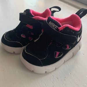 Baby Nike Free Run Sneakers Size 2